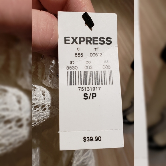 NWT Express top with lace detailing - Picture 6 of 7